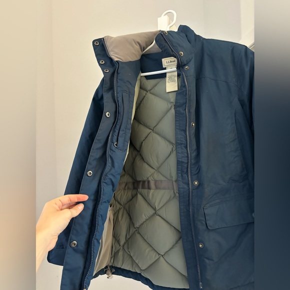 LLBean winter parka, navy blue size xs - Picture 4 of 4